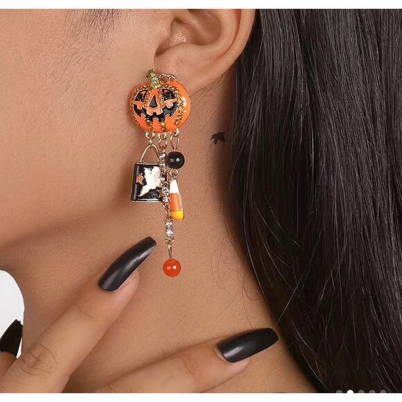 Pumpkin with Halloween Dangles Earrings - Picture 2 of 5